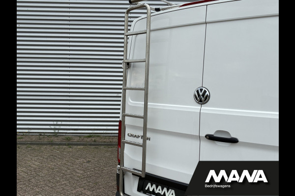 Volkswagen Crafter 2.0TDI 140PK L3H2 Automaat LED Standkachel Imperiaal Cruise Carplay Trekhaak Stoelverwarming Stuurwielverwarming