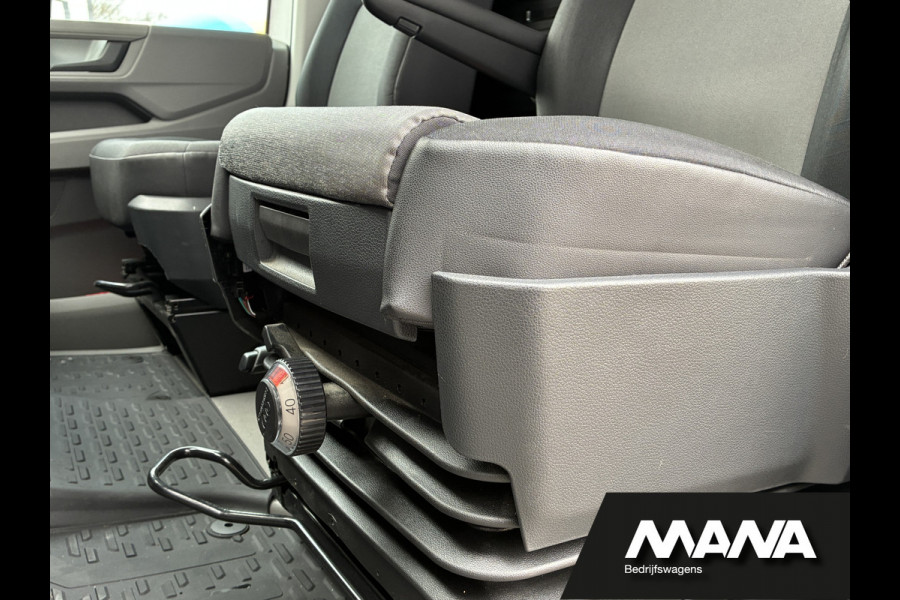 Volkswagen Crafter 2.0TDI 140PK L3H2 Automaat LED Standkachel Imperiaal Cruise Carplay Trekhaak Stoelverwarming Stuurwielverwarming