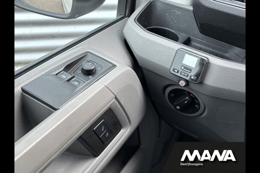 Volkswagen Crafter 2.0TDI 140PK L3H2 Automaat LED Standkachel Imperiaal Cruise Carplay Trekhaak Stoelverwarming Stuurwielverwarming
