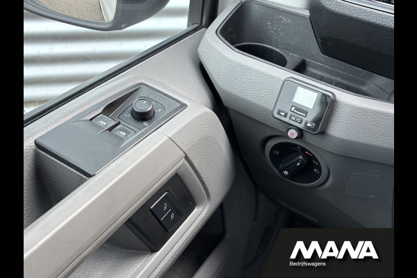 Volkswagen Crafter 2.0TDI 140PK L3H2 Automaat LED Standkachel Imperiaal Cruise Carplay Trekhaak Stoelverwarming Stuurwielverwarming