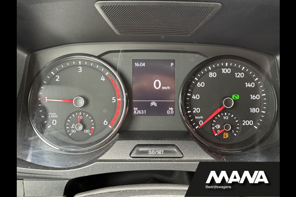 Volkswagen Crafter 2.0TDI 140PK L3H2 Automaat LED Standkachel Imperiaal Cruise Carplay Trekhaak Stoelverwarming Stuurwielverwarming