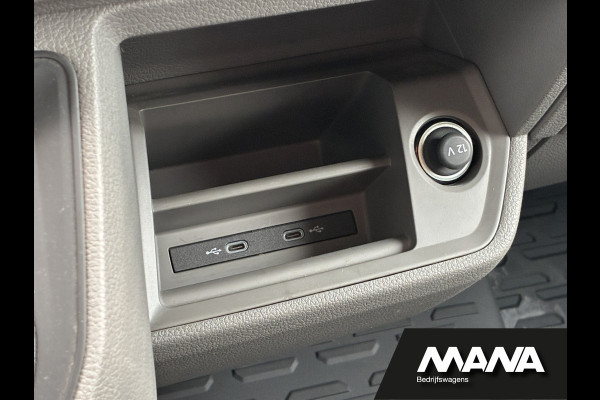 Volkswagen Crafter 2.0TDI 140PK L3H2 Automaat LED Standkachel Imperiaal Cruise Carplay Trekhaak Stoelverwarming Stuurwielverwarming
