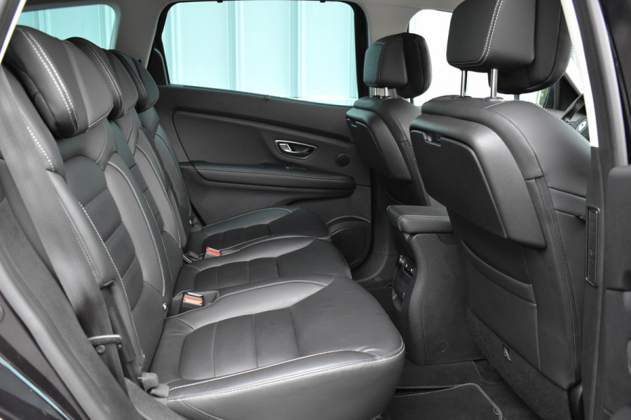 Renault Grand Scénic 1.3 TCe Initiale Paris | Trekhaak | Leder | Massage | Navi