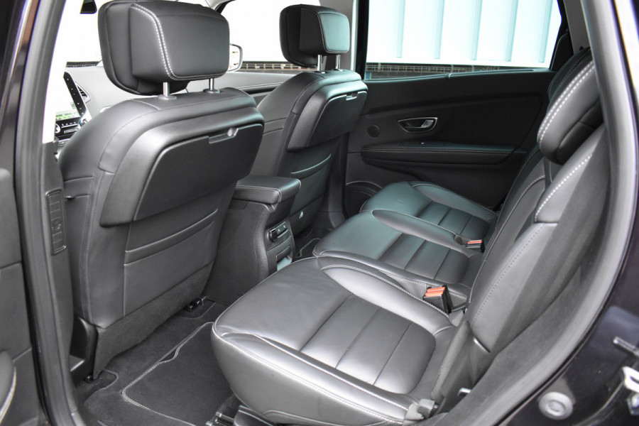 Renault Grand Scénic 1.3 TCe Initiale Paris | Trekhaak | Leder | Massage | Navi