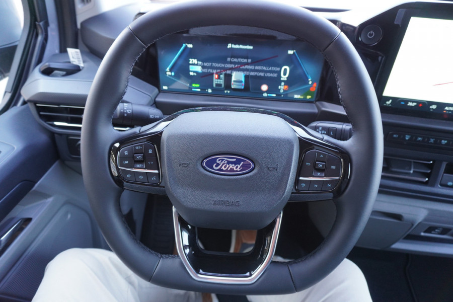 Ford E-Transit Cust. 320 L2H1 Limited 71 kWh 160KW/ 218pk Dubbelcab. Automaat nr. V085 | Airco | Adap.Cruise | Navi | 360 Camera | Schuifdeur L+R