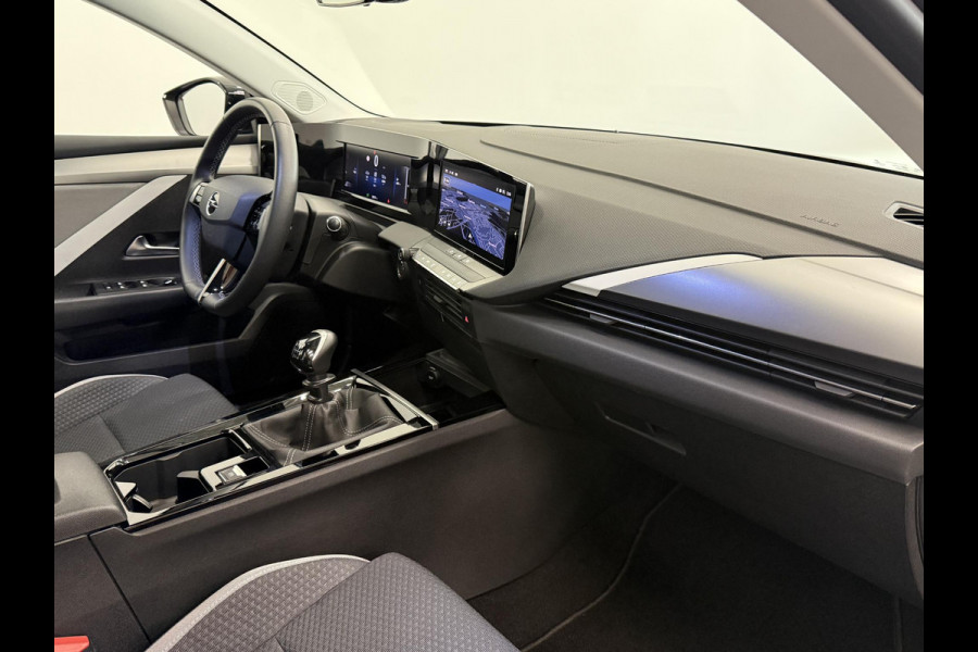 Opel Astra 1.2 Edition Navigatie Apple Carplay Android Auto Parkeersensoren Cruise Control Climate Control Lichtmetalen velgen