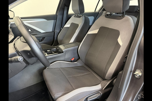 Opel Astra 1.2 Edition Navigatie Apple Carplay Android Auto Parkeersensoren Cruise Control Climate Control Lichtmetalen velgen