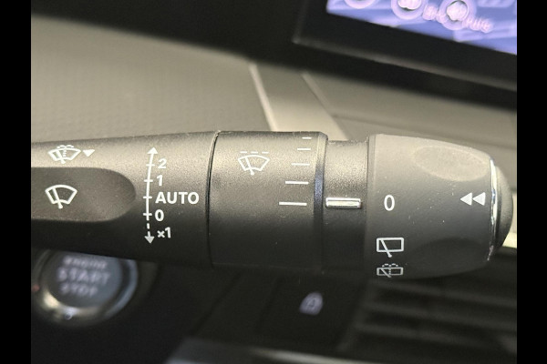 Opel Astra 1.2 Edition Navigatie Apple Carplay Android Auto Parkeersensoren Cruise Control Climate Control Lichtmetalen velgen