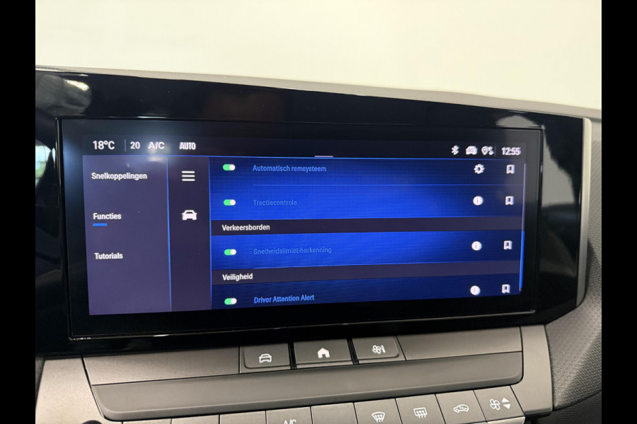 Opel Astra 1.2 Edition Navigatie Apple Carplay Android Auto Parkeersensoren Cruise Control Climate Control Lichtmetalen velgen