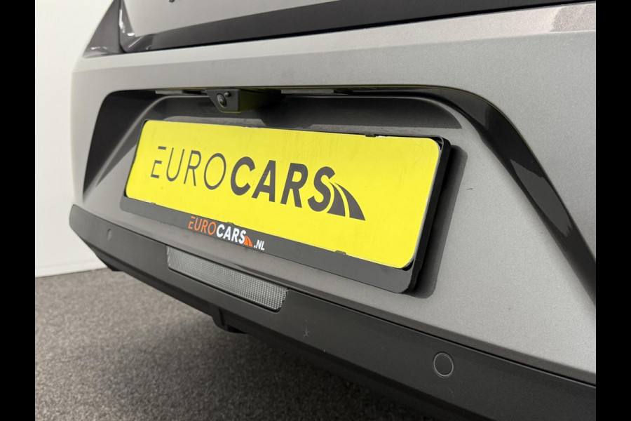 Opel Astra 1.2 Edition Navigatie Apple Carplay Android Auto Parkeersensoren Cruise Control Climate Control Lichtmetalen velgen
