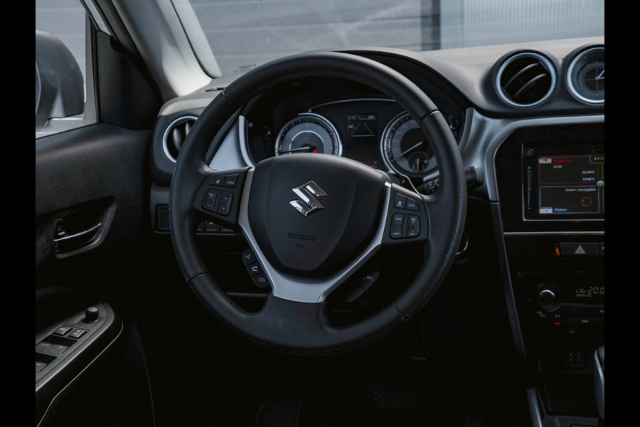 Suzuki Vitara 1.4 Boosterjet Style Smart Hybrid | TREKHAAK | CAMERA | DEALER ODH |