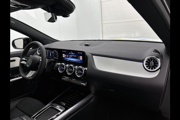 Mercedes-Benz GLA 250 e 140 Year Edition | Plus pakket | Nightpakket | Trekhaak | Panoramaschuifdak | 20” tien-dubbelspaaks AMG velgen | 	Warmtewerend, donkergetint glas |