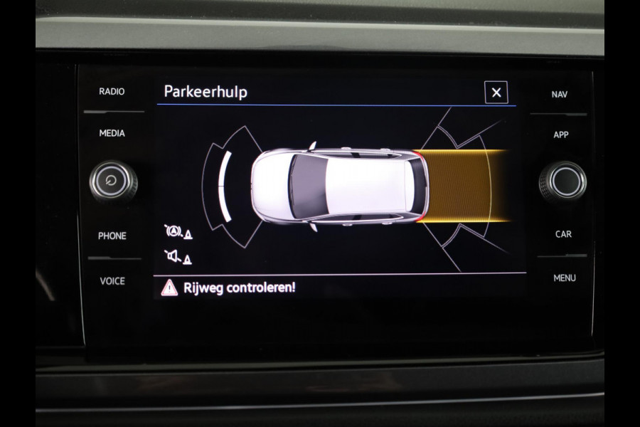 Volkswagen Polo 1.0 TSI Style 110PK DSG | PDC | Stoelverwarming | Apple carplay |