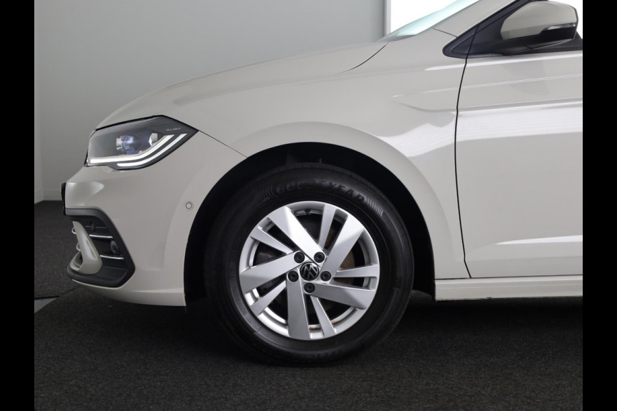 Volkswagen Polo 1.0 TSI Style 110PK DSG | PDC | Stoelverwarming | Apple carplay |