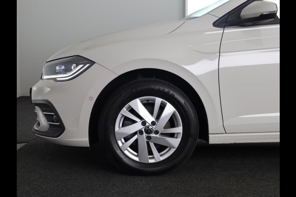 Volkswagen Polo 1.0 TSI Style 110PK DSG | PDC | Stoelverwarming | Apple carplay |