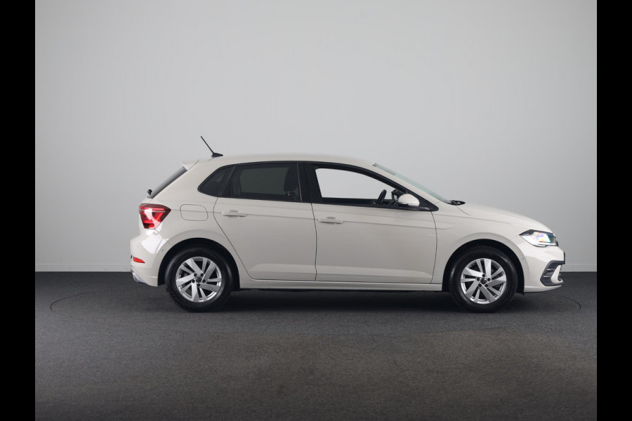 Volkswagen Polo 1.0 TSI Style 110PK DSG | PDC | Stoelverwarming | Apple carplay |