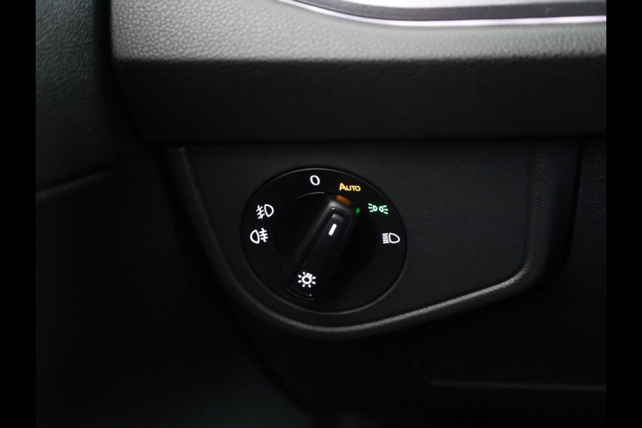 Volkswagen Polo 1.0 TSI Style 110PK DSG | PDC | Stoelverwarming | Apple carplay |