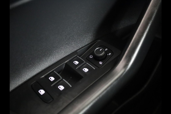 Volkswagen Polo 1.0 TSI Style 110PK DSG | PDC | Stoelverwarming | Apple carplay |