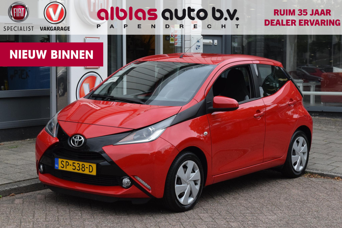 Toyota Aygo 1.0 VVT-i x-nav|Camera|Dealero.h.|4x nw.banden