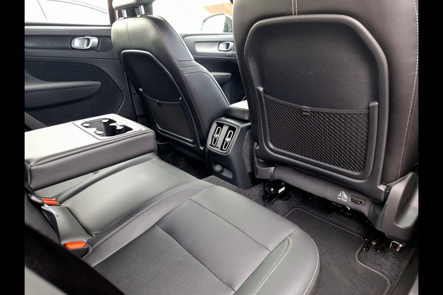 Volvo XC40 Recharge P8 AWD R-Design | Leder | Trekhaak wegklapbaar | Blis | Warmtepomp | 360 Cam |