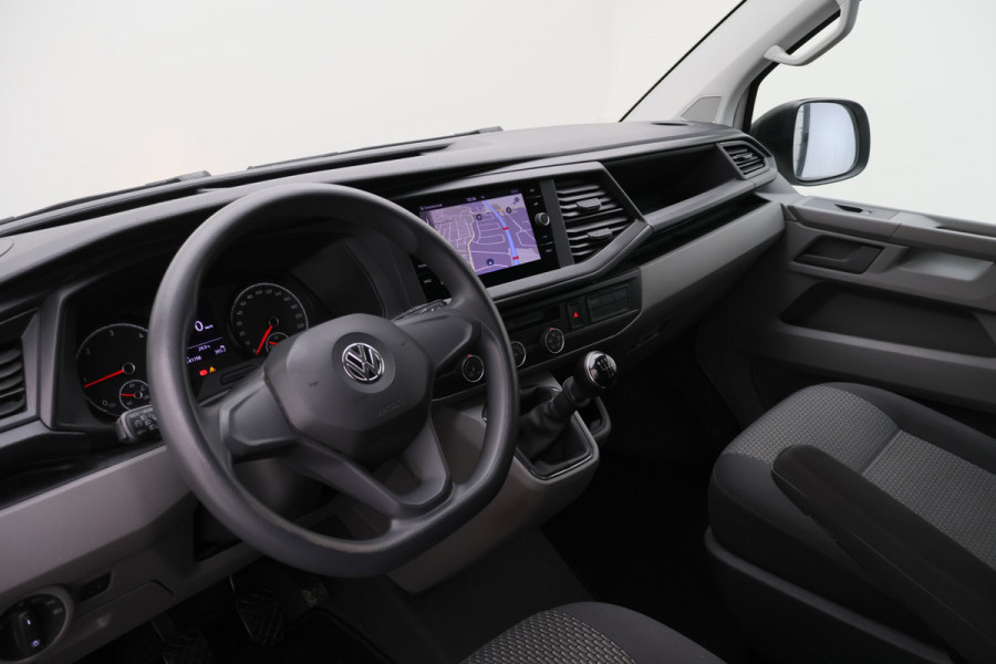 Volkswagen Transporter 2.0 TDI L2H1 28 Comfortline 2x schuifdeur, Trekhaak, Cruise, Navigatie, Airco, Apple CarPlay