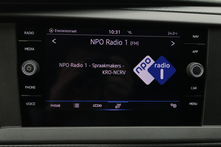 Volkswagen Transporter 2.0 TDI L2H1 28 Comfortline 2x schuifdeur, Trekhaak, Cruise, Navigatie, Airco, Apple CarPlay