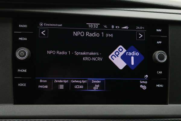 Volkswagen Transporter 2.0 TDI L2H1 28 Comfortline 2x schuifdeur, Trekhaak, Cruise, Navigatie, Airco, Apple CarPlay