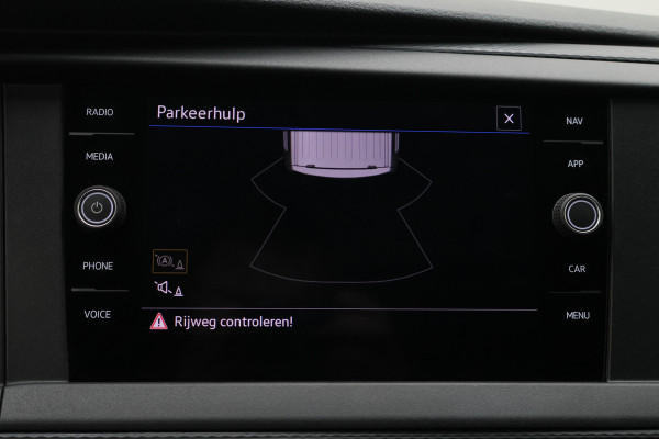 Volkswagen Transporter 2.0 TDI L2H1 28 Comfortline 2x schuifdeur, Trekhaak, Cruise, Navigatie, Airco, Apple CarPlay