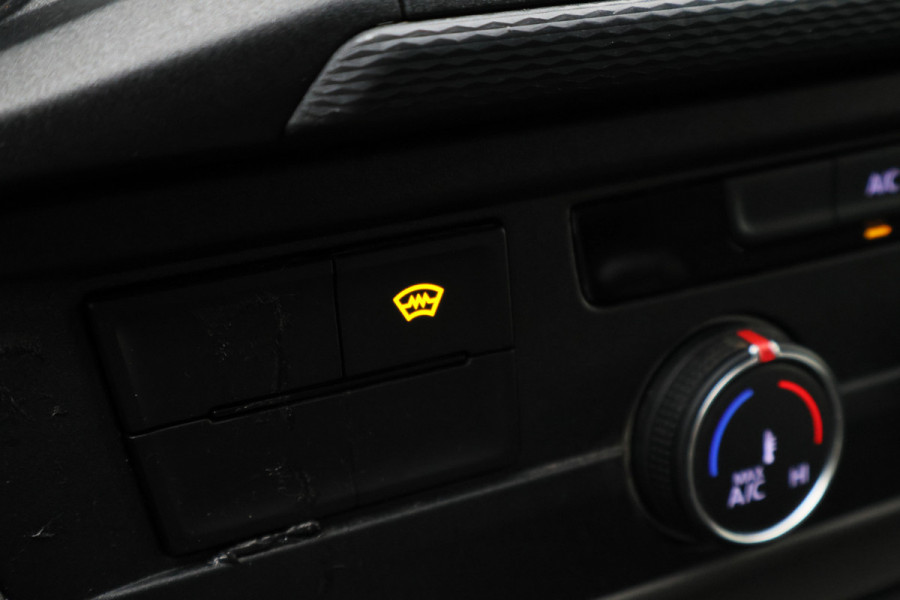 Volkswagen Transporter 2.0 TDI L2H1 28 Comfortline 2x schuifdeur, Trekhaak, Cruise, Navigatie, Airco, Apple CarPlay