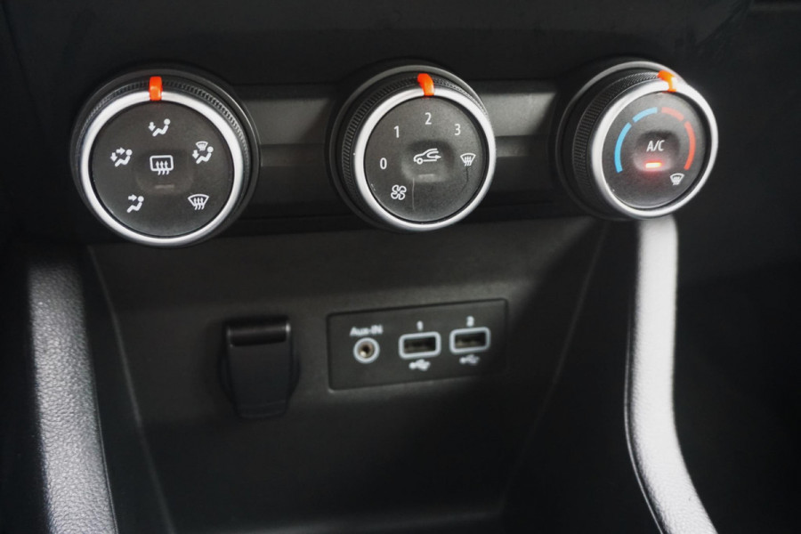 Renault Clio 1.0 TCe 100PK Zen/Navi/PDC/AppleCarPlay/ Rijklaarprijs.