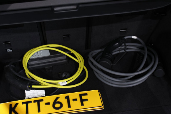 BMW 3 Serie Touring 330e M-Sport *Camera*Led*Stuurwielverwarming*