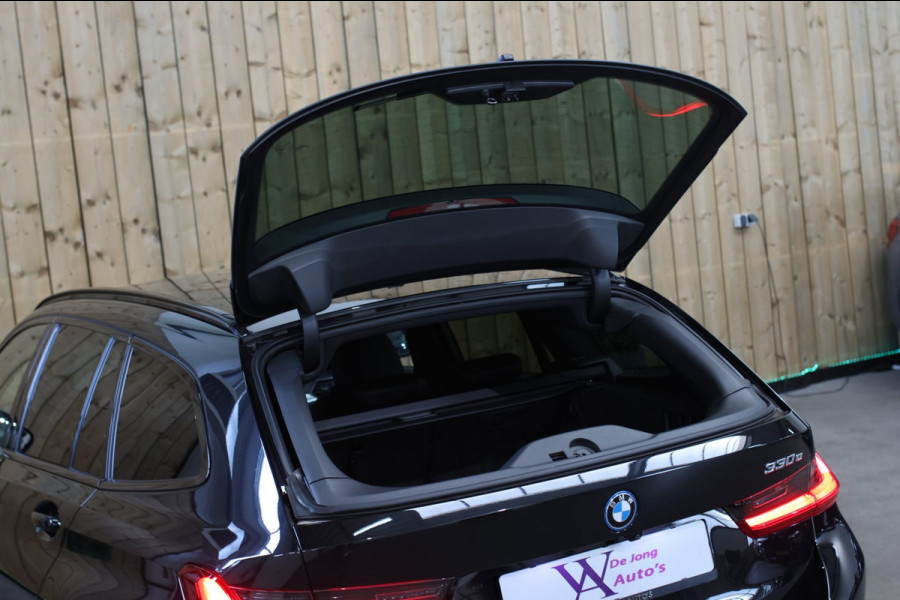 BMW 3 Serie Touring 330e M-Sport *Camera*Led*Stuurwielverwarming*