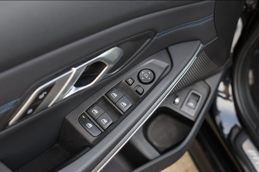 BMW 3 Serie Touring 330e M-Sport *Camera*Led*Stuurwielverwarming*