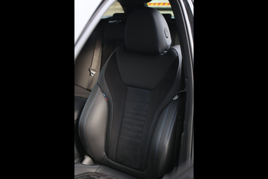 BMW 3 Serie Touring 330e M-Sport *Camera*Led*Stuurwielverwarming*