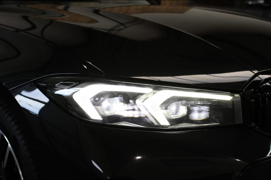 BMW 3 Serie Touring 330e M-Sport *Camera*Led*Stuurwielverwarming*