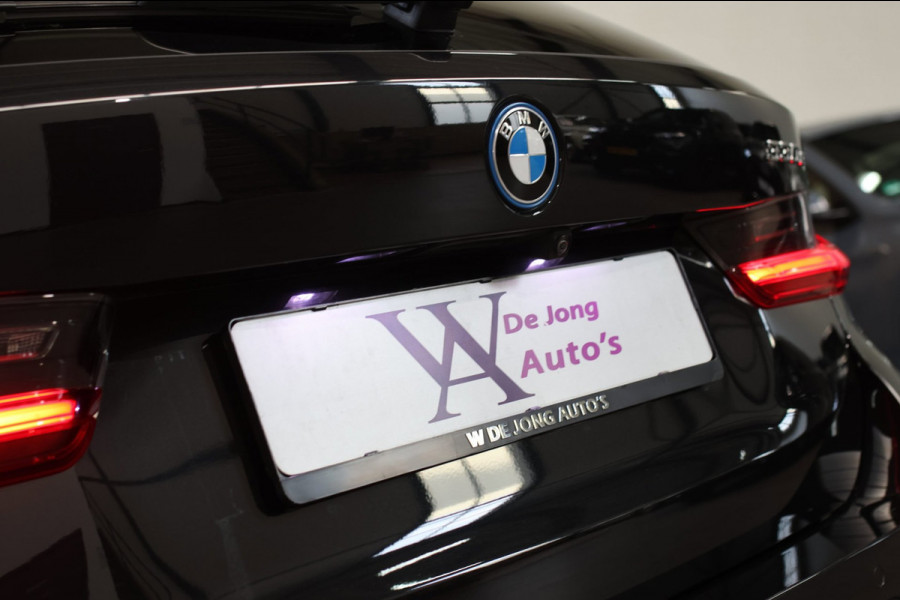BMW 3 Serie Touring 330e M-Sport *Camera*Led*Stuurwielverwarming*