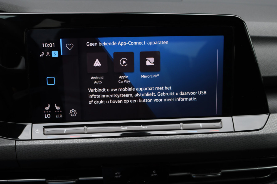 Volkswagen Golf 1.4 eHybrid GTE | Adaptieve Cruise Control | Verwarmd Stuurwiel | Navigatie Discover Pro | Apple Carplay |  Stoelverwarming | Keyless Entry | Air Care |