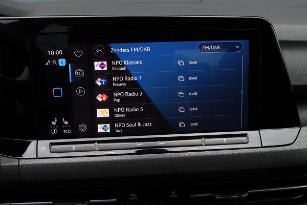 Volkswagen Golf 1.4 eHybrid GTE | Adaptieve Cruise Control | Verwarmd Stuurwiel | Navigatie Discover Pro | Apple Carplay |  Stoelverwarming | Keyless Entry | Air Care |