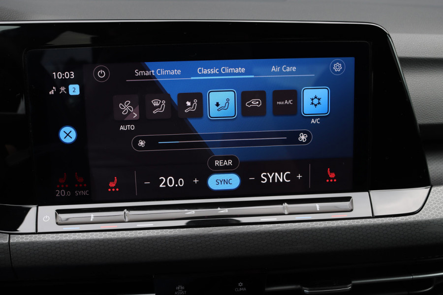 Volkswagen Golf 1.4 eHybrid GTE | Adaptieve Cruise Control | Verwarmd Stuurwiel | Navigatie Discover Pro | Apple Carplay |  Stoelverwarming | Keyless Entry | Air Care |