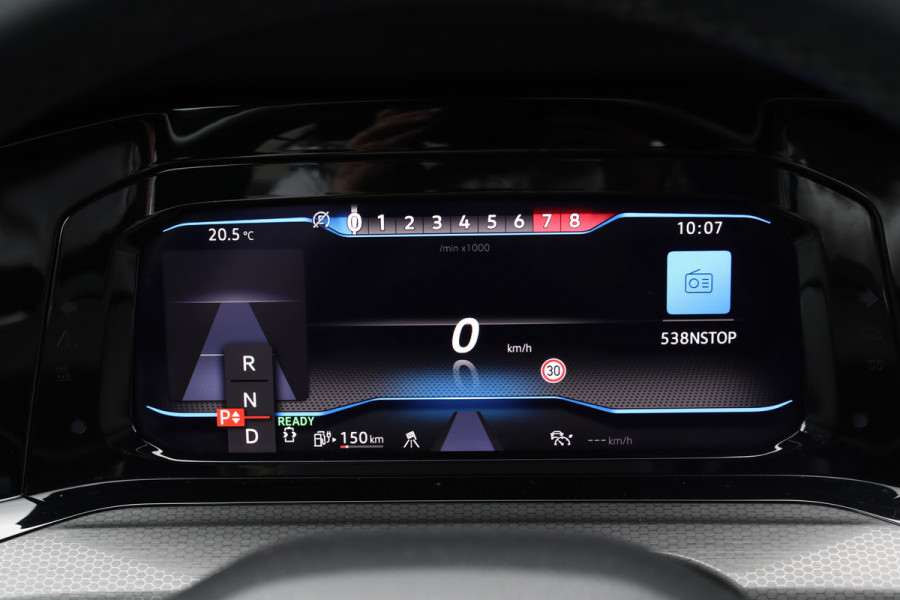 Volkswagen Golf 1.4 eHybrid GTE | Adaptieve Cruise Control | Verwarmd Stuurwiel | Navigatie Discover Pro | Apple Carplay |  Stoelverwarming | Keyless Entry | Air Care |