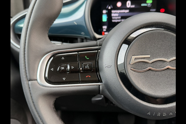 Fiat 500E Urban 42 kWh | Pack Style | Pack Comfort | Camera | Stoelverwarming | Cruise control | Lane Assist | Apple Carplay/Android Auto