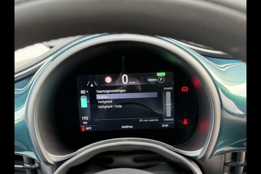 Fiat 500E Urban 42 kWh | Pack Style | Pack Comfort | Camera | Stoelverwarming | Cruise control | Lane Assist | Apple Carplay/Android Auto
