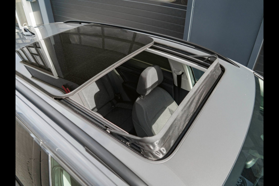 Volkswagen Golf Variant 1.5 eTSI Life Business | PANO | WINTERPAKKET | ADAPTIVE