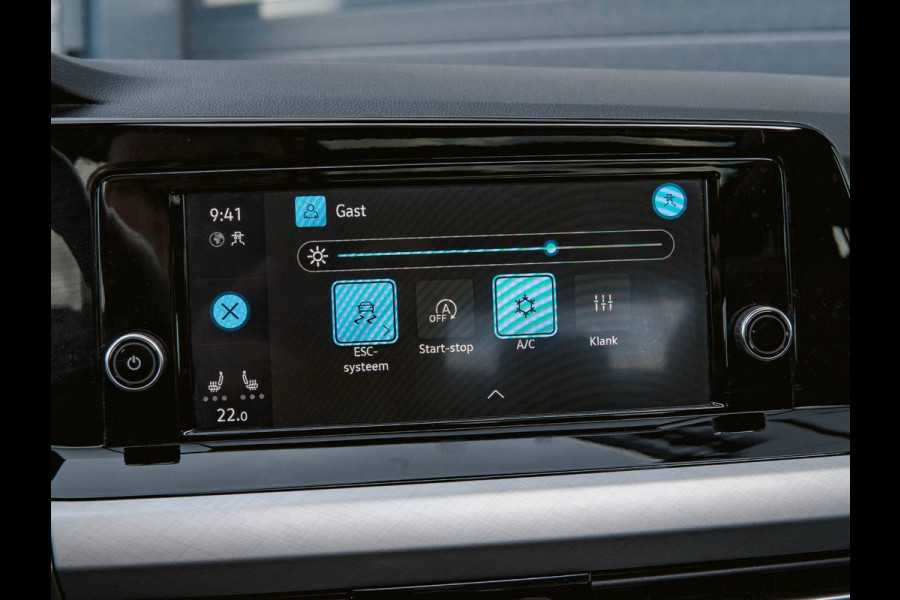Volkswagen Golf Variant 1.5 eTSI Life Business | PANO | WINTERPAKKET | ADAPTIVE