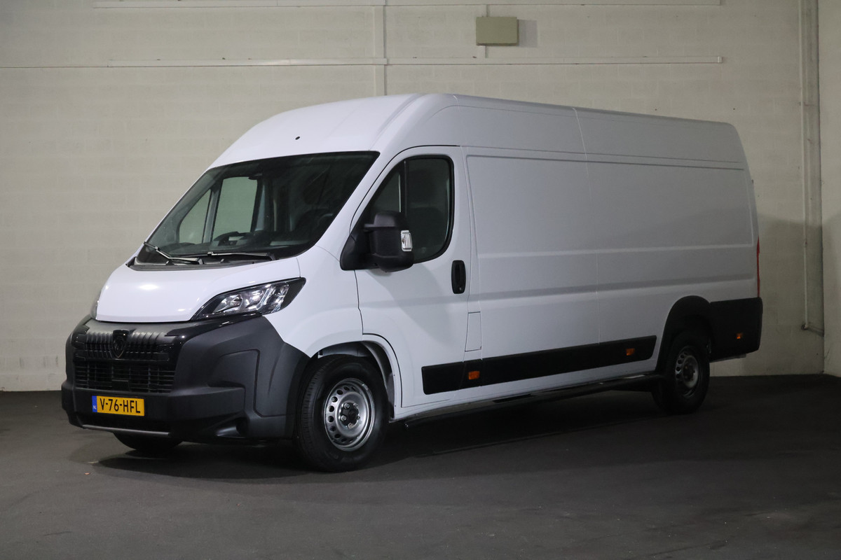 Peugeot Boxer 2.2 BlueHDi 180pk L4 H2 Automaat Airco Navigatie Camera