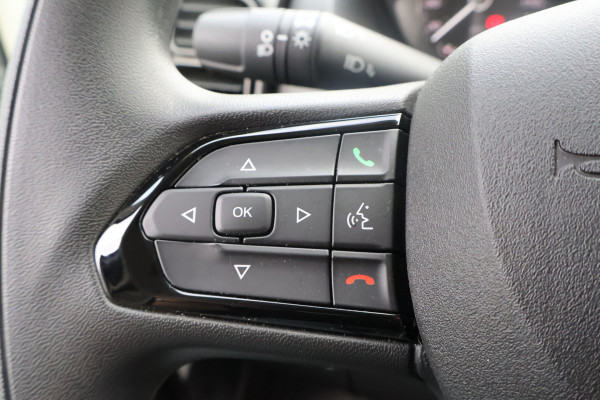 Peugeot Boxer 2.2 BlueHDi 180pk L4 H2 Automaat Airco Navigatie Camera