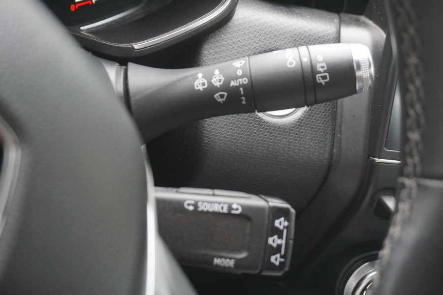 Renault Clio 1.0 TCe Intens/Half Leer/Sfeerverlichting/DigiDash