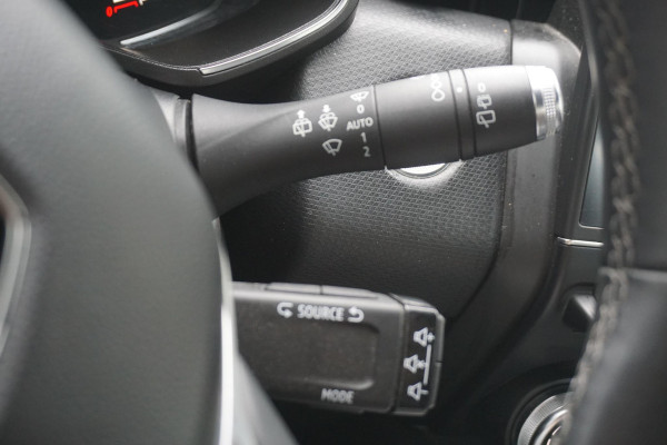 Renault Clio 1.0 TCe Intens/Half Leer/Sfeerverlichting/DigiDash