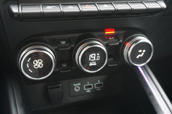 Renault Clio 1.0 TCe Intens/Half Leer/Sfeerverlichting/DigiDash