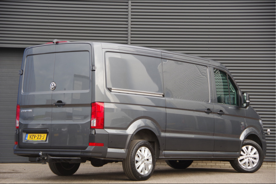 Volkswagen Crafter 35 2.0 TDI L3H2(L2H1) 3-ZITS, 165PK AUT. LED, 3.5T TREKHAAK, ADAPT. CRUISE, CAMERA, NAVI, AIRCO, VOORRUIT VERWARMING, NL AUTO, N